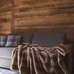 Alu Mountain Design 4*