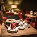 Alu Mountain Design Hotel