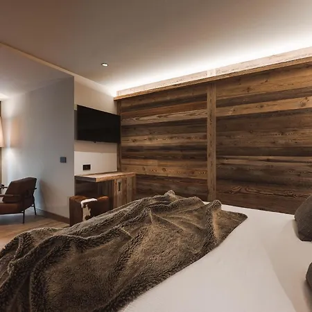 Alu Mountain Design بورمْيو