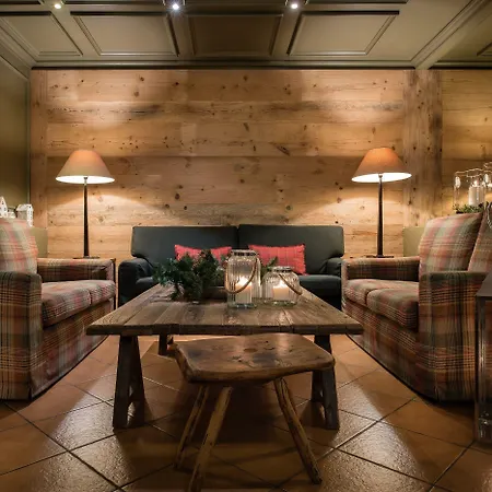 Alu Mountain Design Hotel 4*